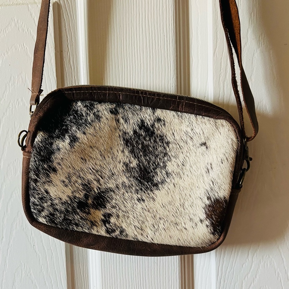 *NWOT* TTT LeatherGoods Speckled Bum Bag